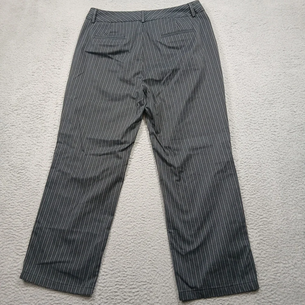 Dockers Women's Dress Pants Gray Pinstripe Flat Front Mid Rise Slacks‎ 16x31